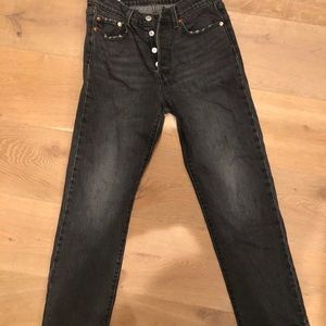 Levi’s wedgie straight jeans 26